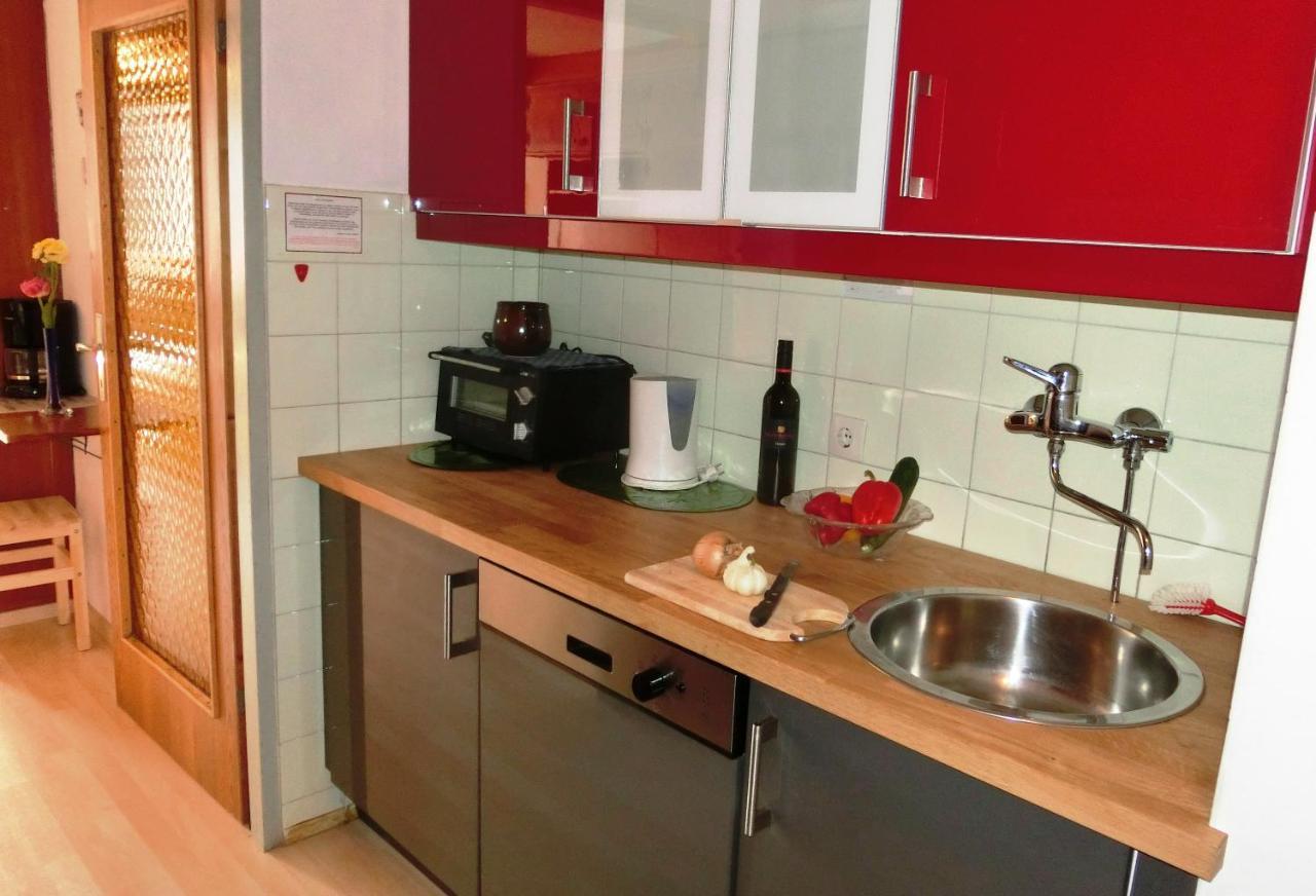 Maren Seeblick Appartement Haus Haensel&Gretel Direkt Am Ossiacher See Mit Hallenbad Stiegl Exterior photo